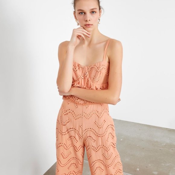 overalls - Picture 2 of 9